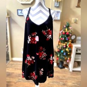 Black Velvet rose XL nightgown knee length NWOT